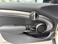 MINI 2022 1.5T COOPER Artist 5-Door Edition — миниатюра 7