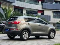 2011 Kia Sportage 2.0L Manual 2WD GL — миниатюра 9