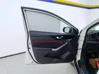 Venucia D60 2020 1.6L Entry Manual Comfort Edition — миниатюра 7