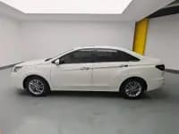 Venucia D60 2021 PLUS 1.6L XL CVT Elite Edition — миниатюра 18