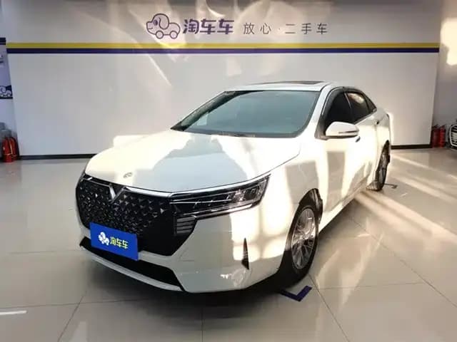 Venucia D60 2021 PLUS 1.6L XL CVT Elite Edition