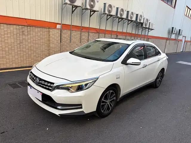 Venucia D60 2018 1.6L Manual Intelligent Elite Edition