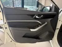 Venucia D60 2023 PLUS 1.6L XV CVT Smart Edition — миниатюра 5