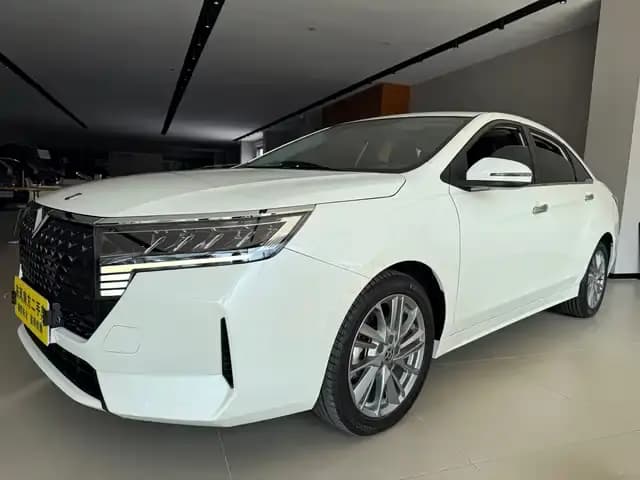 Venucia D60 2023 PLUS 1.6L XV CVT Smart Edition