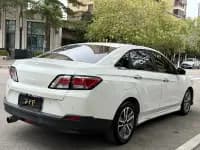 Venucia D60 2018 1.6L CVT Intelligent Elite Edition — миниатюра 6