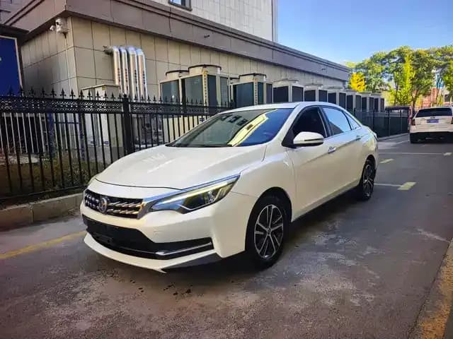 Venucia D60 2019 1.6L XL CVT Intelligent Elite Edition