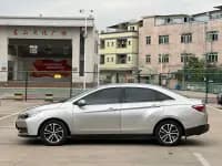 Venucia D60 2019 1.6L XV CVT Smart Luxury Edition — миниатюра 12