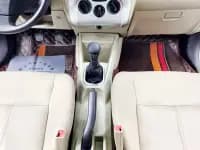 Venucia R50 2013 1.6L Manual Deluxe Edition — миниатюра 10