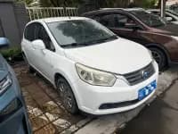 Venucia R50 2013 1.6L Automatic Fashion Edition — миниатюра 3