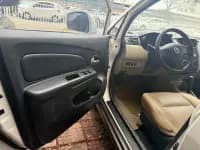 Venucia R50 2013 1.6L Automatic Fashion Edition — миниатюра 4