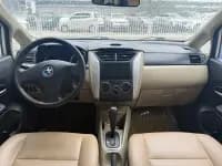 Venucia R50 2013 1.6L Automatic Fashion Edition — миниатюра 7