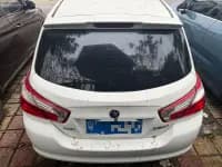 Venucia R50 2013 1.6L Automatic Fashion Edition — миниатюра 9