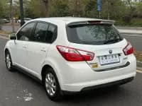 Venucia R50 2015 1.6L Automatic Deluxe Edition — миниатюра 7