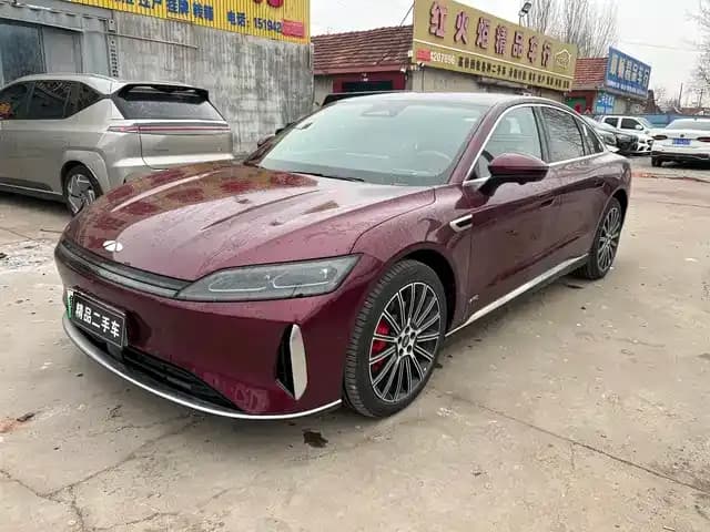 Fengyun A9L 2025 All-Wheel Drive High-Performance Peak Edition