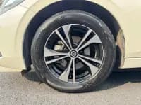 Nissan Sylphy 2022 1.6L XL CVT Enjoy Edition — миниатюра 18