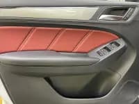 Roewe RX5 2018 30T AWD Automatic Internet Smart Supreme Edition — миниатюра 14