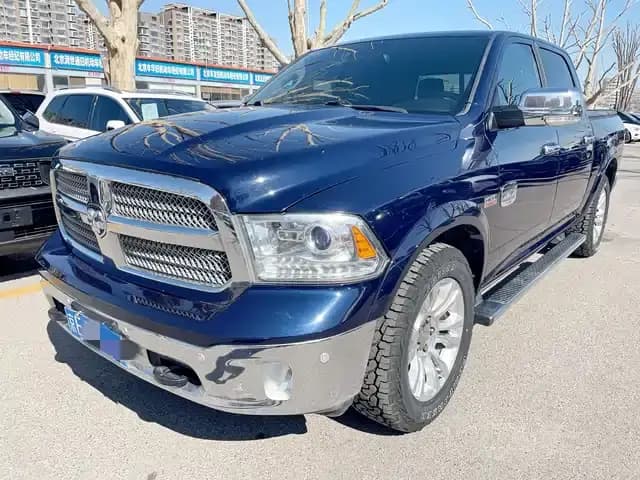 RAM Trucks 2015 5.7L Automatic