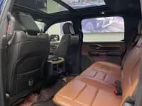 RAM Trucks 2023 5.7L Automatic — миниатюра 11