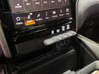 RAM Trucks 2023 5.7L Automatic — миниатюра 16