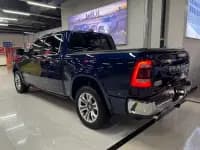 RAM Trucks 2023 5.7L Automatic — миниатюра 4