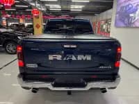 RAM Trucks 2023 5.7L Automatic — миниатюра 6