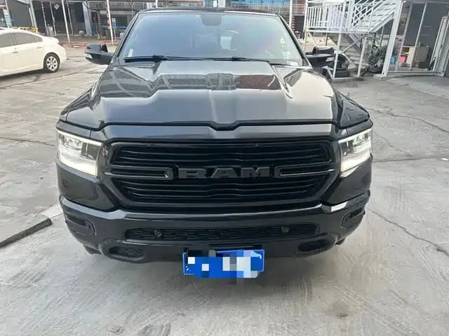 RAM Trucks 2019 5.7L Automatic