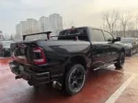 RAM Trucks 2022 5.7L Automatic — миниатюра 6