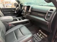 RAM Trucks 2022 5.7L Automatic — миниатюра 10