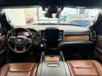 RAM Trucks 2023 5.7L Automatic — миниатюра 14