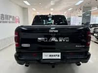 RAM Trucks 2023 5.7L Automatic — миниатюра 17