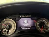 RAM Trucks 2023 5.7L Automatic — миниатюра 6