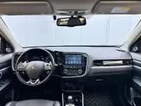 Outlander 2018 2.4L 4WD Elite Edition 5-seater — миниатюра 18