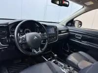 Outlander 2018 2.4L 4WD Elite Edition 5-seater — миниатюра 8