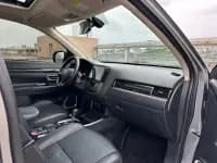 Outlander 2018 2.4L 4WD Elite Edition 5-seater — миниатюра 9