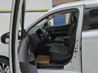 Outlander 2021 2.4L AWD Enjoy Edition 7-seater — миниатюра 9