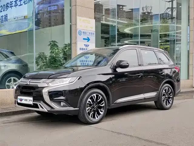 Outlander 2019 2.0L 2WD Enjoy Edition 5-seater National VI Emission Standard