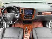 Outlander 2018 2.0L 2WD Glory Edition 5-seater — миниатюра 12