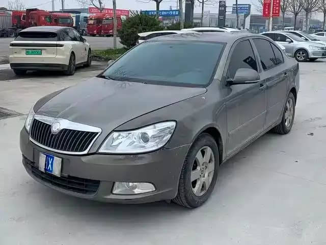 Octavia 2013 1.6L Automatic Elite Edition