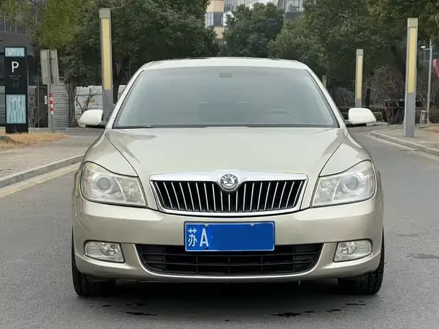 Octavia 2010 1.8TSI DSG Elegant Edition