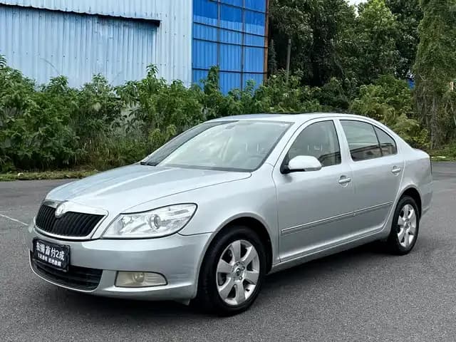 Octavia 2010 1.8TSI DSG Elegant Edition