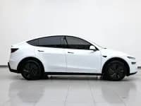 Model Y 2025 Rear-Wheel Drive — миниатюра 6