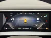 Denza D9 2022 DM-i 970 AWD Flagship Edition — миниатюра 12