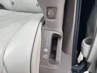 Denza D9 2022 DM-i 970 AWD Flagship Edition — миниатюра 16