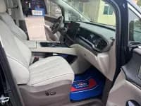 Denza D9 2022 DM-i 970 AWD Flagship Edition — миниатюра 28