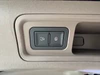 Denza D9 2022 DM-i 970 AWD Flagship Edition — миниатюра 37