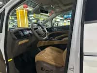 Denza D9 2022 EV 600 AWD Flagship — миниатюра 6