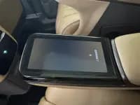 Denza D9 2022 DM-i 970 4WD Premium Edition — миниатюра 17