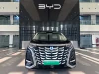 Denza D9 2025 DM-i Smart Driving Edition 1020 AWD Flagship Model — миниатюра 2