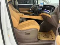 Denza D9 2022 DM-i 970 AWD Flagship Edition — миниатюра 17