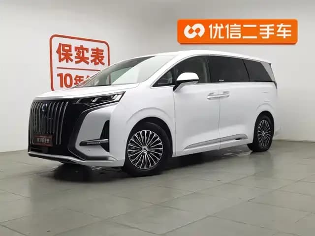 Denza D9 2022 EV 600 AWD Flagship